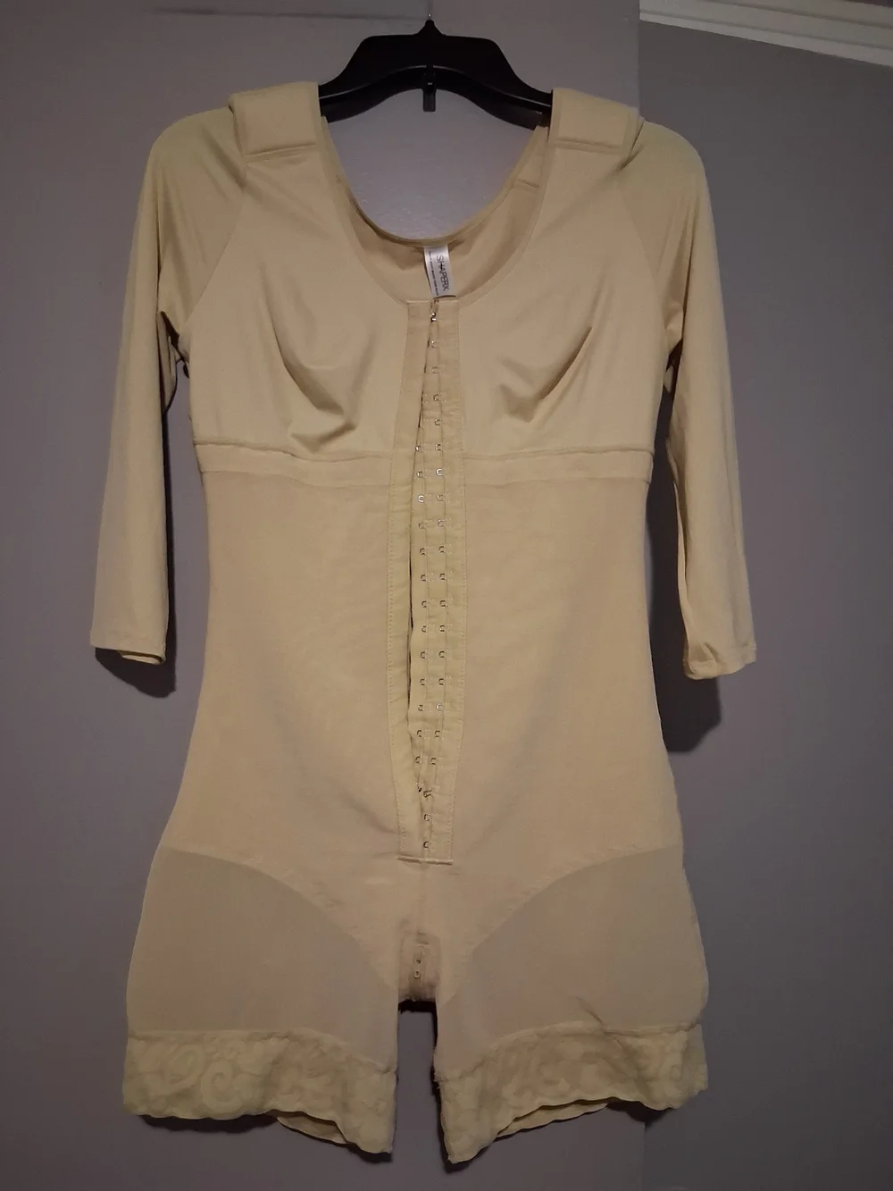 Full-Body Sculpting Shapewear Bodysuit with 3/4 Sleeves - Beige